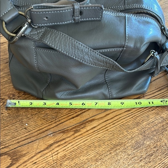 Lucky Brand Gray Crossbody/ Shoulder Bag Soft Slouchy Leather - Picture 15 of 16